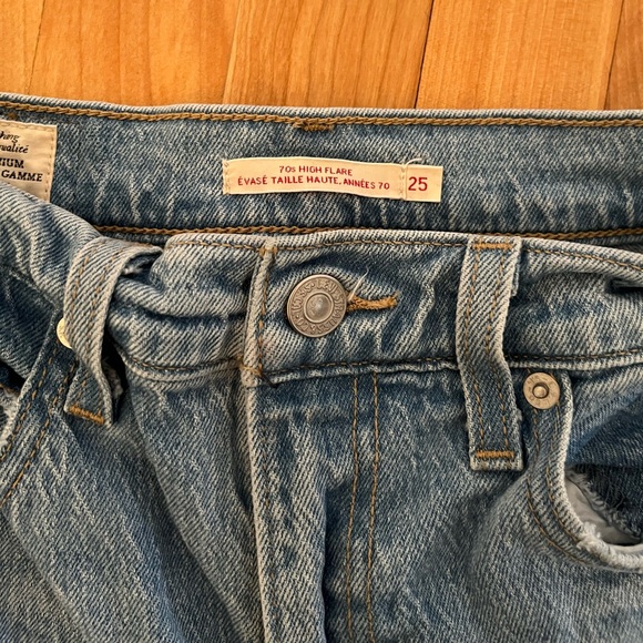 Levi’s 70s High Flare Jeans - Picture 2 of 4